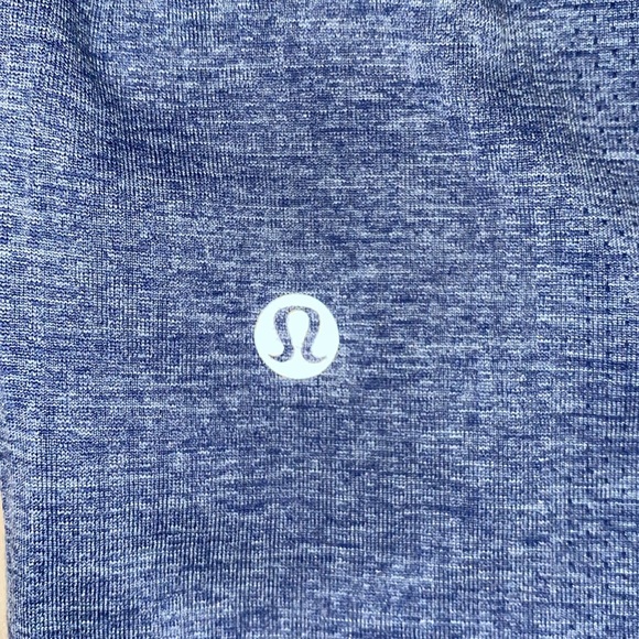 men's blue lulu shirt. - Picture 3 of 3
